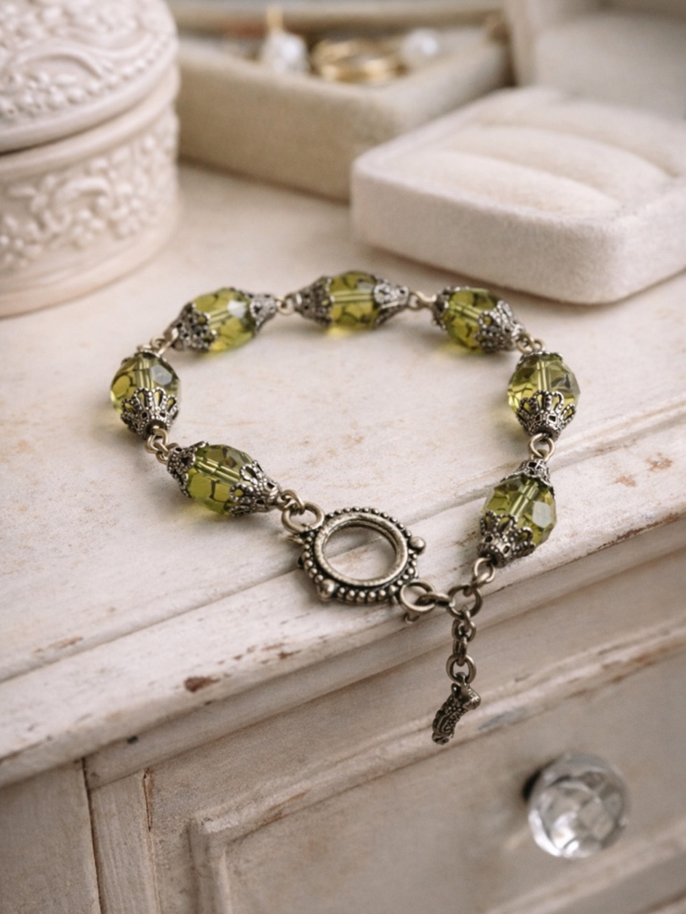 Vintage peridot Green Bracelet with Silver Filigree